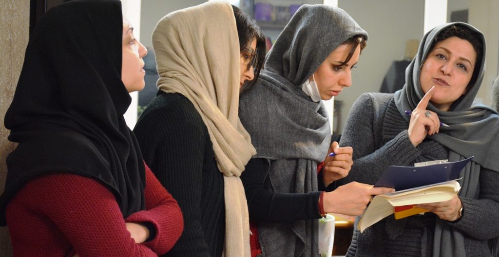 کارگاه نگارش و زیبانویسی-نویسندگی خلاق-کارگاه نویسندگی-ویراستاران